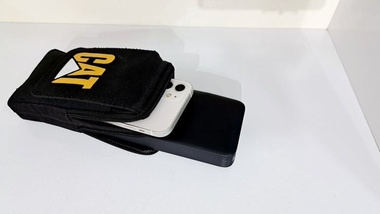 کیف کمری گوشی مردانه برزنتی سه زیپ مدل CAT